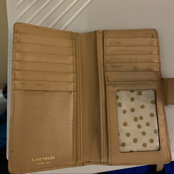 Kate Spade Bifold Wallet - Picture 3 of 3